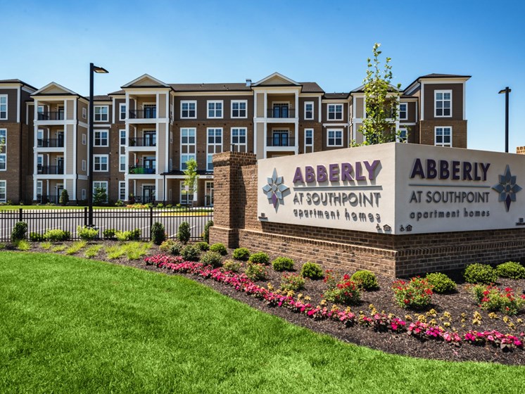Elegant Entry Sign at Abberly at Southpoint Apartment Homes by HHHunt, Fredericksburg, 22407